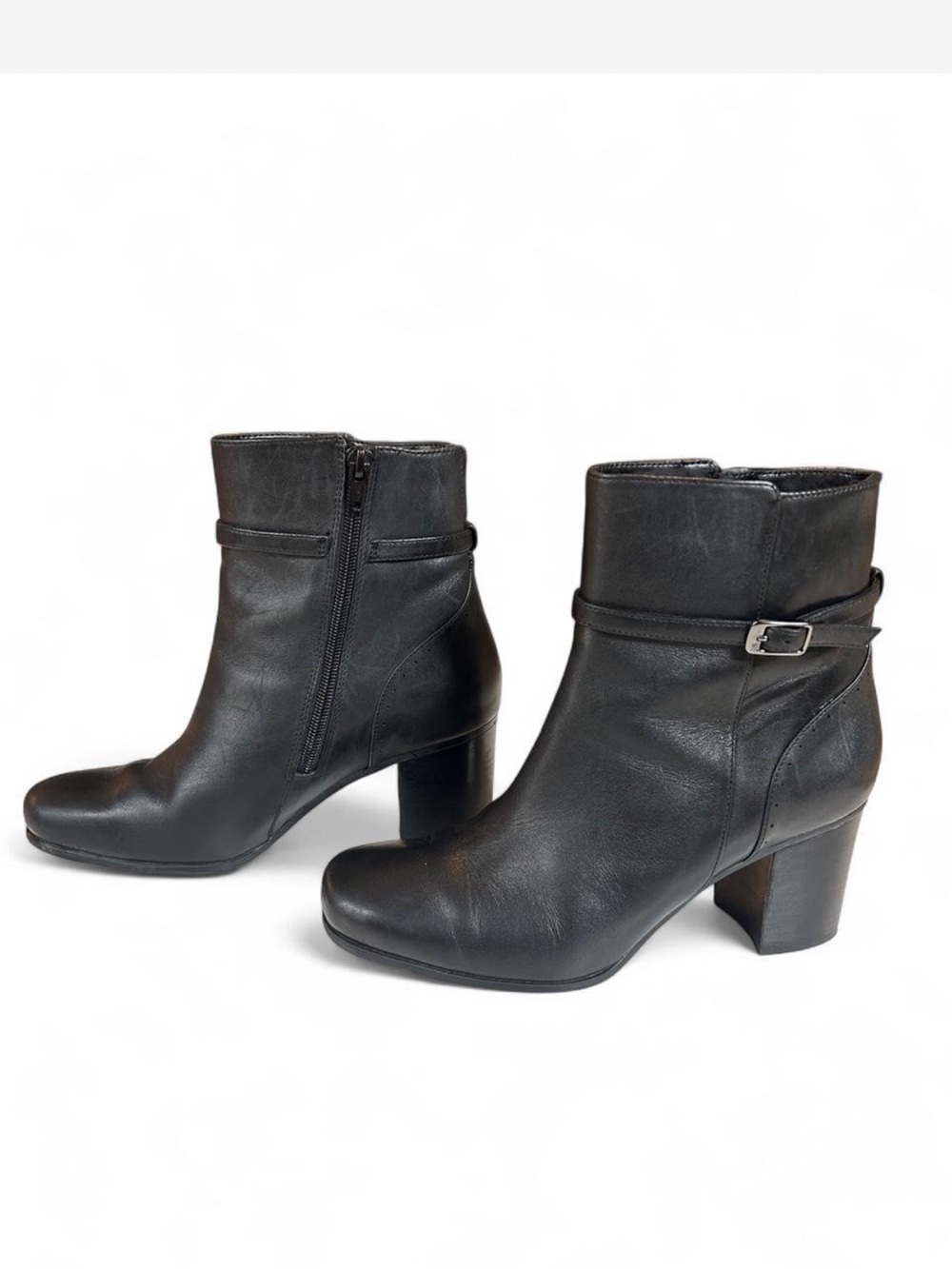 Clarks Kensett Diana Black Leather
Ankle Boots 7.5 (EU 38)